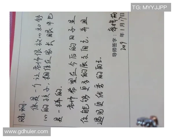 足球明星如何看待女儿的成长与教育分享他们的独特见解与感悟