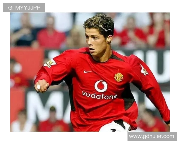 传奇足球巨星C罗的生平与成就全景介绍